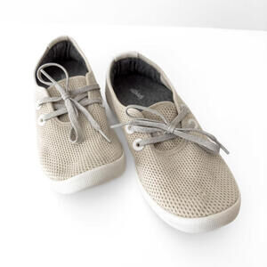 Allbirds Women's Tree Skippers Kauri Stone White Sole Size 9